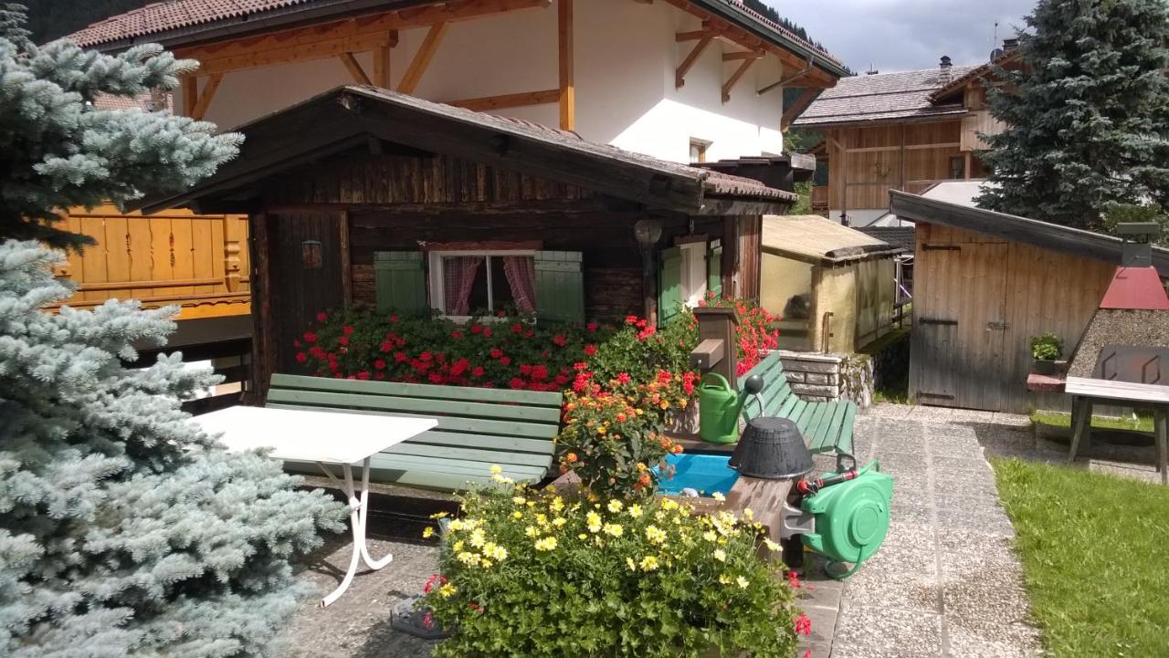 Bed and Breakfast Garni Gabrieli Corvara In Badia Exterior foto