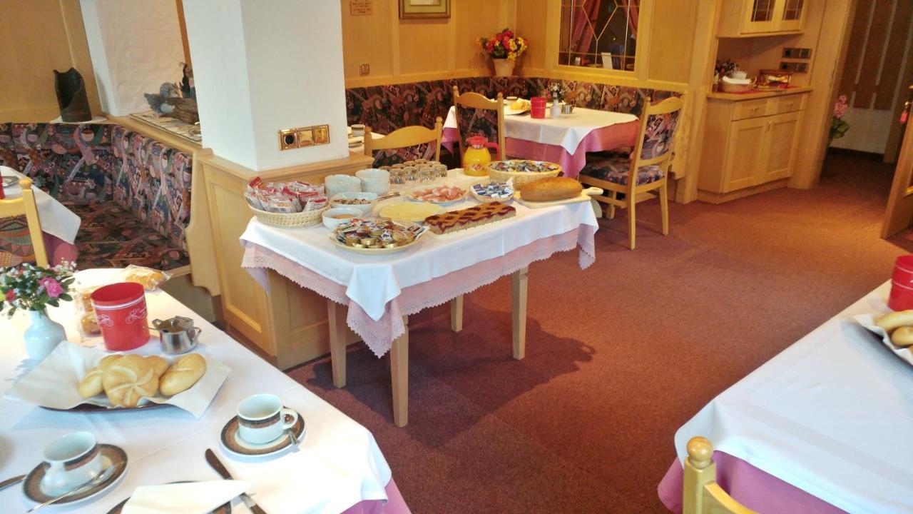 Bed and Breakfast Garni Gabrieli Corvara In Badia Exterior foto